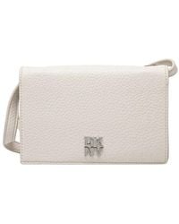 DKNY - Logo-Plakette Umhängetasche - Lyst