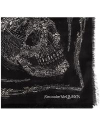 Alexander McQueen - Schal mit totenkopf motiv - Lyst