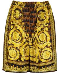 Versace - Shorts in seta con stampa baroccodile e vita elastica - Lyst