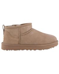 UGG - Schoenen ,Bruin ,Klassieke Ultra Mini Caribou Laarzen - Lyst