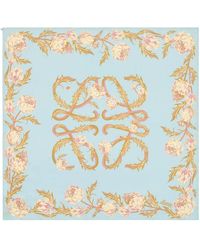 Loewe - Bedruckter Seidenschal - Lyst