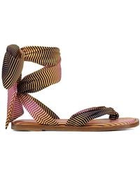 Christian Louboutin - Stijlvolle Sandaal Voor Modieuze Look - Lyst