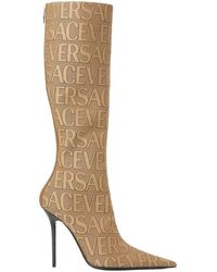 Versace - Canvas logo jacquard stiefeletten mit hohem absatz - Lyst