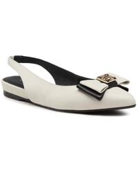 Guess - Schoenen ,Leer Leren Ballerina Schoenen Met Puntige Neus - Lyst
