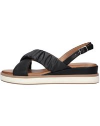 Inuovo - Schoenen ,Zwart ,Leer Zwarte Leren Sandalen Met Gespsluiting - Lyst