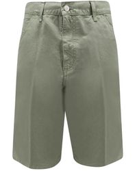 Carhartt - Cargo bermuda shorts con logo patch - Lyst