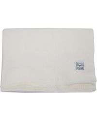 TOTEME - Monogramm-Twill-Schal - Lyst