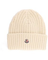 Moncler - Weiße Gestrickte Logo-Patch-Mütze - Lyst