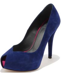 Stuart Weitzman - Saphine Suède Pump Schoenen - Lyst