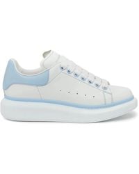 Alexander McQueen - Weiße oversized sneakers mit blauem absatz - Lyst