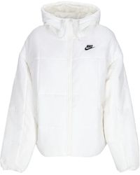 Nike - Doudoune Femme W Essential Thermic Classic Puffer Voile/Noir - Lyst