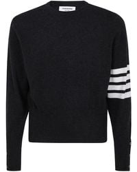 Thom Browne - Truien & Vesten ,Grijs ,Kasjmier Classic Cashmere 4-Bar Pullover - Lyst