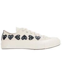 COMME DES GARÇONS PLAY - Sneakers basse bianche con stampa cuore di filip pagowski - Lyst