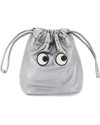 Anya Hindmarch - Mini bucket pouch aus metallischem leder mit ikonischen augen,metallisches leder mini bucket pouch - Lyst