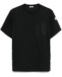 Moncler - Tops ,Zwart ,Katoen T-Shirt Met Zakdetail - Lyst