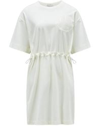Moncler - Vestido camiseta oversize de algodón - Lyst