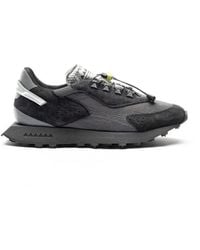 RUN OF - Sneakers in camoscio nero e grigio - Lyst