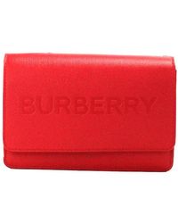 Burberry - Rote leder crossbody tasche mit geprägtem logo - Lyst