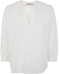 Twin Set - Bluse mit bestickten blumen,bluse mit blumenstickerei und v-ausschnitt - Lyst