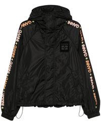 Ganni - Jassen ,Zwart ,Logo-Print Jas Met Capuchon - Lyst