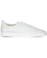 Givenchy - Schoenen ,Wit ,Leer Calfskin Low Top Sneakers - Lyst