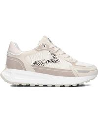 Maruti - Weiße Wildleder-Sneaker Mit Niedrigem Schaft - Lyst