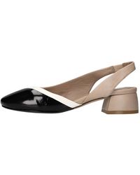 LORENA PAGGI - Leren Slingback Pump - Lyst