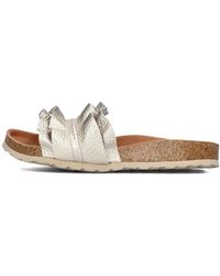 Verbenas - Schoenen ,Geel ,Gouden Leren Ruffle Slippers - Lyst