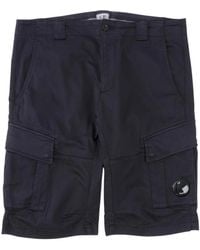 C.P. Company - Cargo shorts con dettaglio lente - Lyst