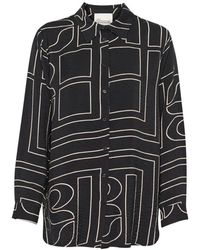My Essential Wardrobe - Schwarzes Shirt Mit Lockerem Schnitt Und Abstraktem Print - Lyst