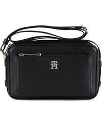 Tommy Hilfiger - Borsa a tracolla in ecopelle con placca logo - Lyst
