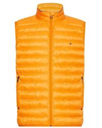 Tommy Hilfiger - Jassen ,Oranje ,Polyester Packable Mouwloze Puffer Jas - Lyst