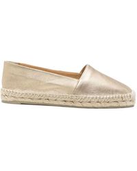 Castañer - Goldene flache schuhe mit geflochtener sohle - Lyst