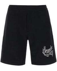 McQueen - Korte Broeken ,Zwart ,Stijlvolle Bermuda Shorts Voor Mannen - Lyst