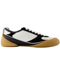 McQueen - Weiße Leder Oversized Sneakers - Lyst