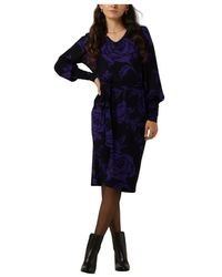 Jansen Amsterdam - Vbf501 Jersey Jurk Met Print En V-Hals - Lyst