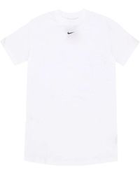 Nike - Fitness ,Wit ,Katoen Essential Dress Tee - Lyst