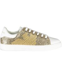 Emporio Armani - Sportliche goldene sneaker mit kontrastdetails - Lyst