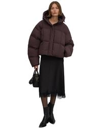 ESTRO - Jassen ,Bruin ,Polyester Korte Donkerbruine Gewatteerde Jas Voor Vrouwen Met Hoge Kraag Voor De Winter Er 00117989 - Lyst