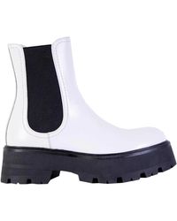McQueen - Weiße und schwarze leder chelsea stiefel - Lyst