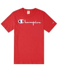 Champion - Script Logo Rood T-Shirt - Lyst
