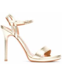 Scarpe Rosse Albano online | Showroom di Stylosophy