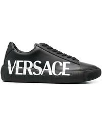 Herren Schuhe Sneaker Niedrig Geschnittene Sneaker Versace Leder Slip-On-Sneakers mit Greca-Detail in Grün für Herren 