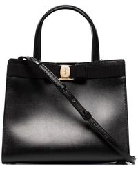 Ferragamo - Schwarze leder vara schultertasche - Lyst