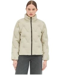 Burberry - Gepolsterte nylon-daunenjacke mit logo - Lyst
