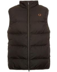 Fred Perry - Jassen ,Zwart ,Gewatteerde Gevoerde Gilet - Lyst