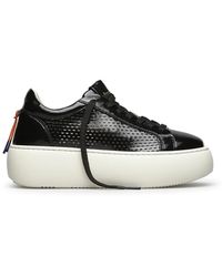 Barracuda - Schoenen ,Zwart ,Leer Zwarte Sneakers Met Geperforeerd Leren Bovenwerk - Lyst