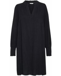 Kaffe - Kleedjes ,Zwart ,Zwart Diep Jurk Met Smock Manchetten - Lyst