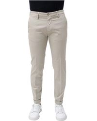 Re-hash - Chinos Mit Umschlag Mucha Stil - Lyst