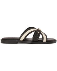 Kazar - Bequeme Flip-Flops Aus Leder Und Stoff Auf Einer Flachen Sohle - Lyst
